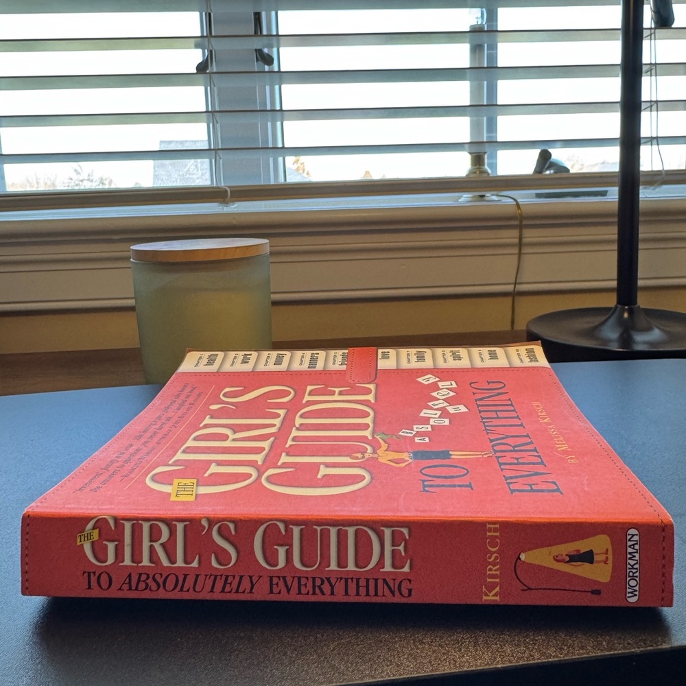 *NWOT* The Girl's Guide to Absolutely Everything Book by Melissa Kirsch